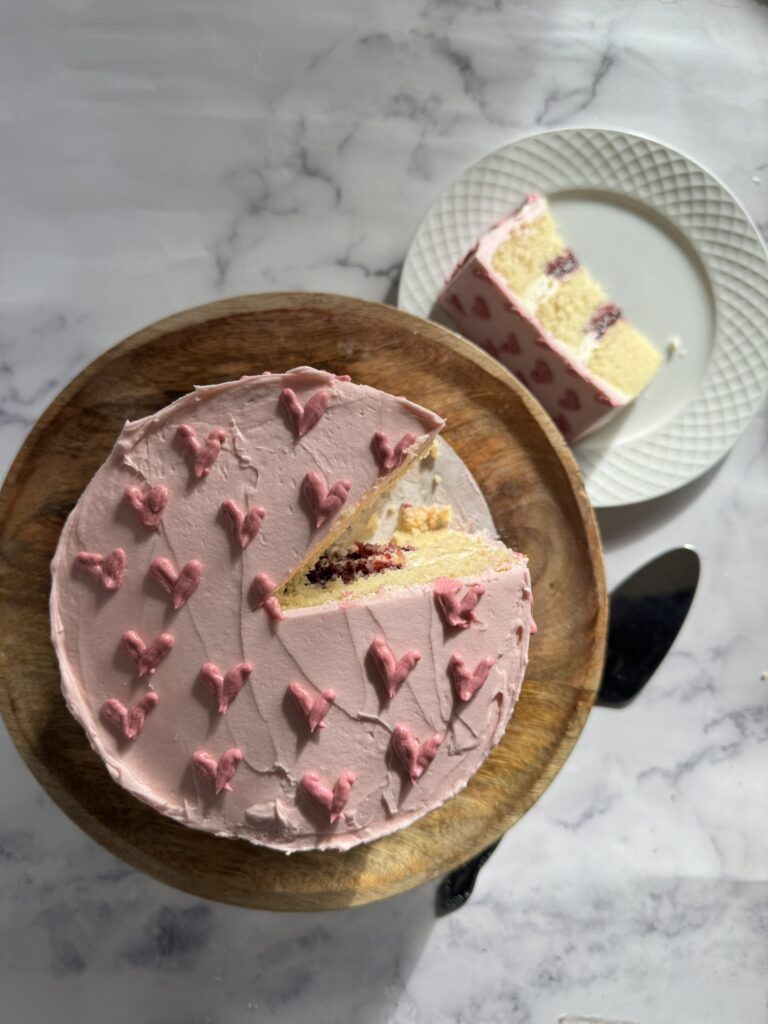 vanilla cake with raspberry filling