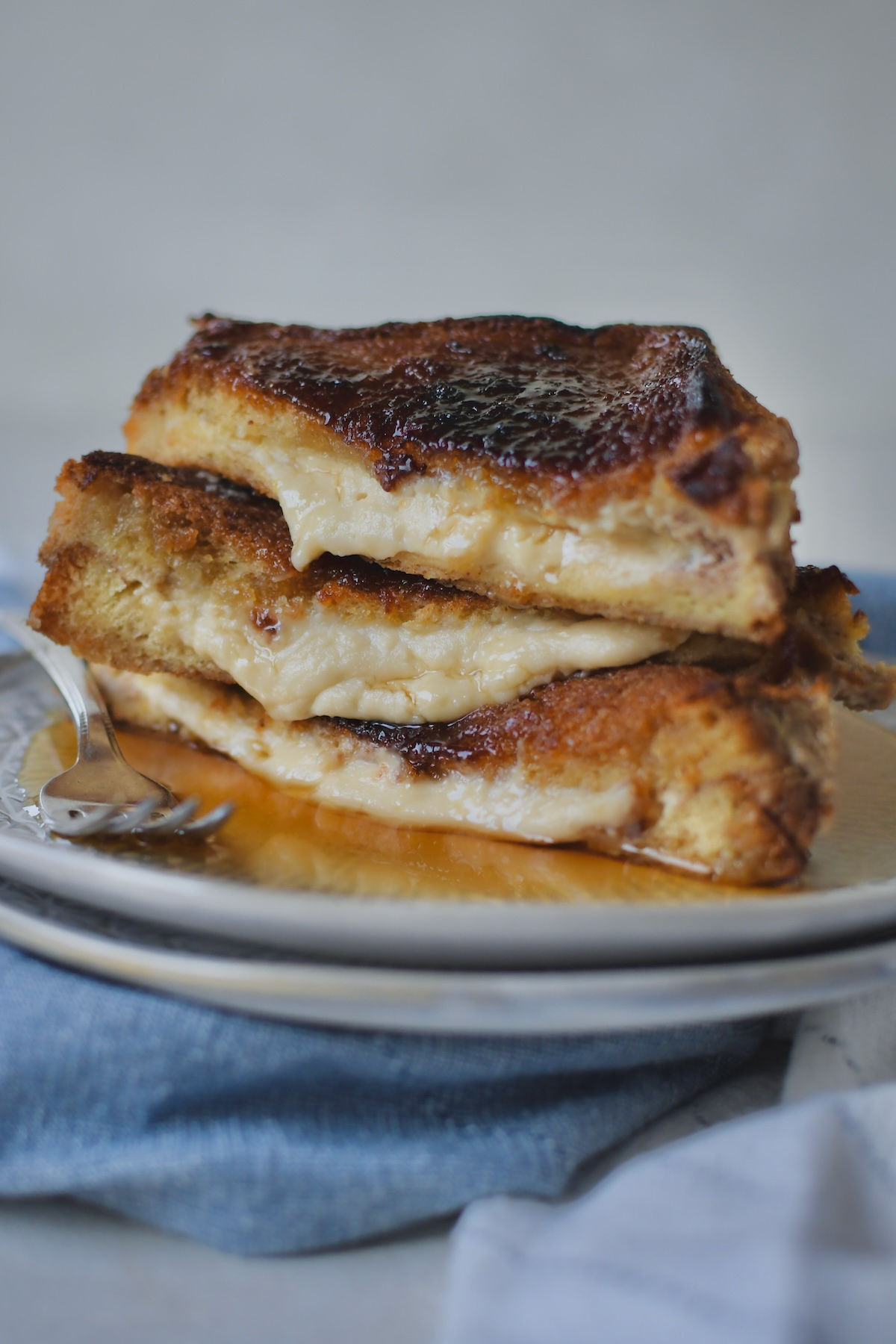 Creme Brûlée Stuffed French Toast - The Farmstyle