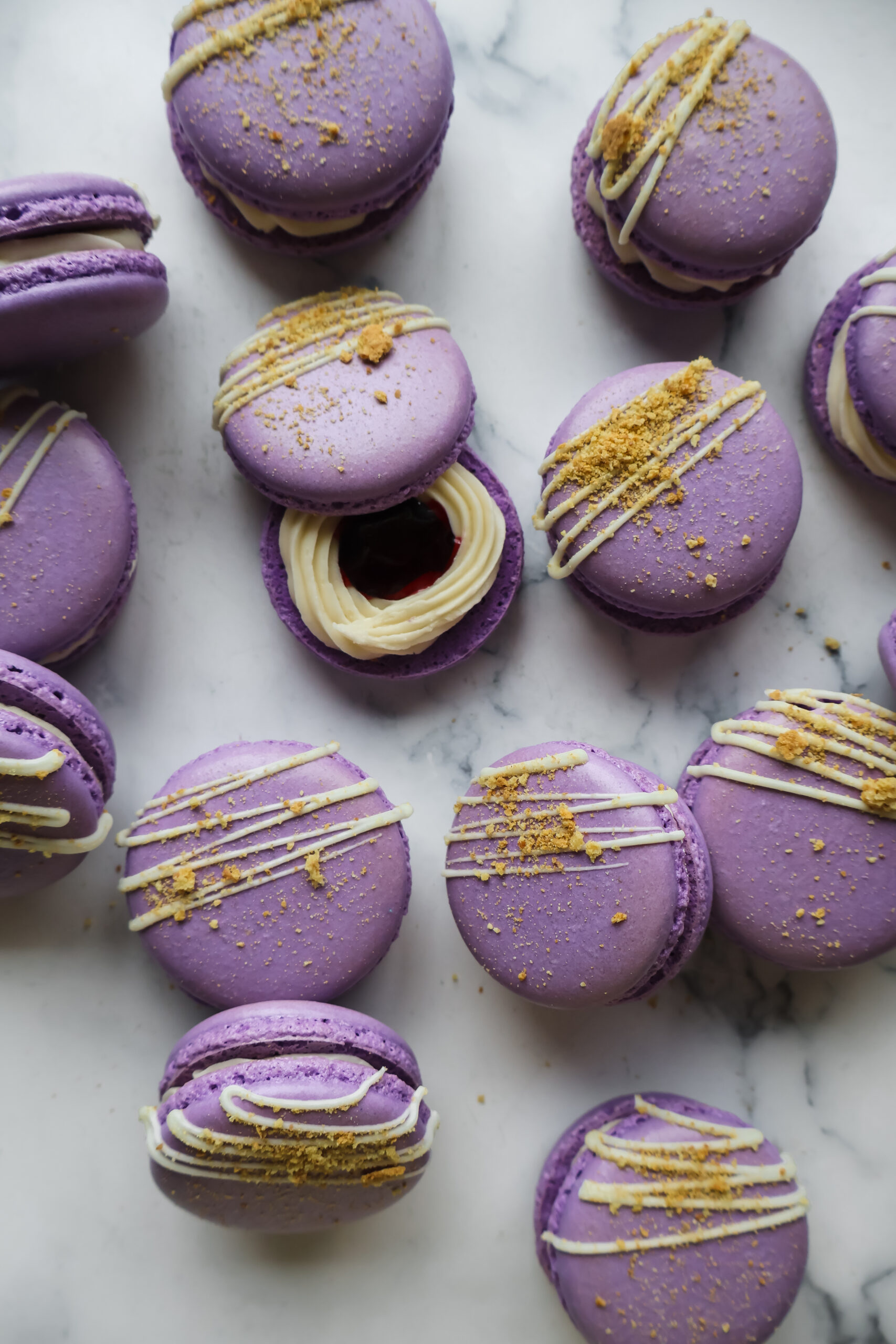 Blackberry Cheesecake Macarons - The Farmstyle