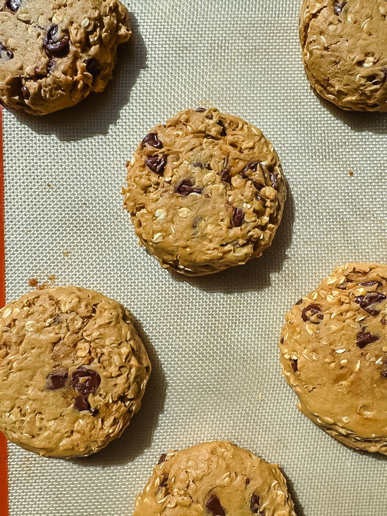 Browned Butter Pumpkin Oatmeal Chocolate Chip Cookies