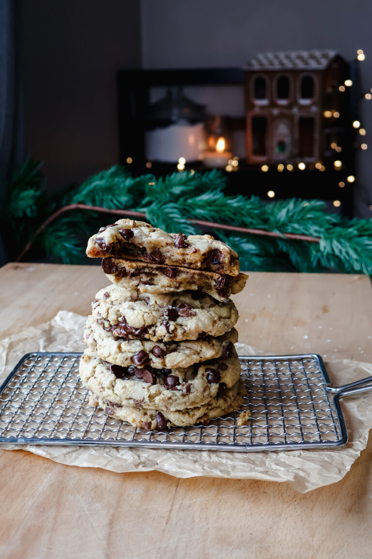 Olive Oil Toffee Chocolate Chip Cookies